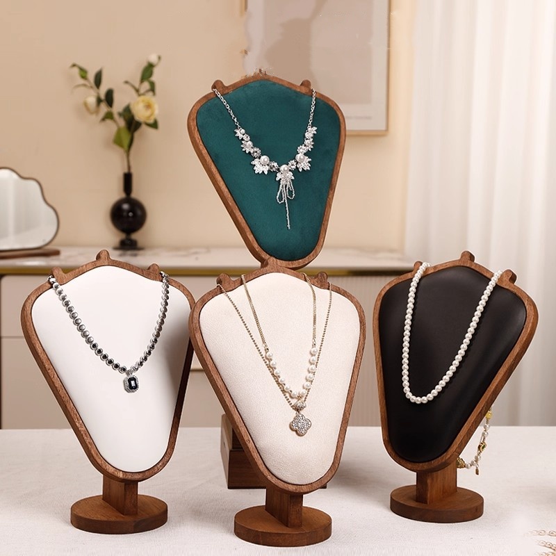 Body Jewelry Stores - Houten kettingdisplaystandaard met witte lederen zachte