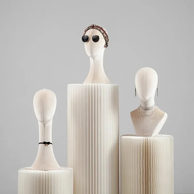 Mannequin hoofd met schouders, - Body Jewelry Stores recensie en prijs