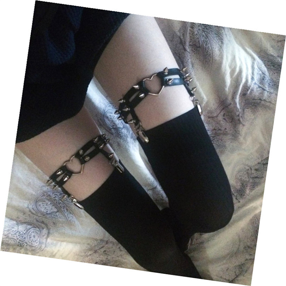 1 stks Vrouwen Punk Goth Hart  - Body Jewelry Goth recensie en prijs