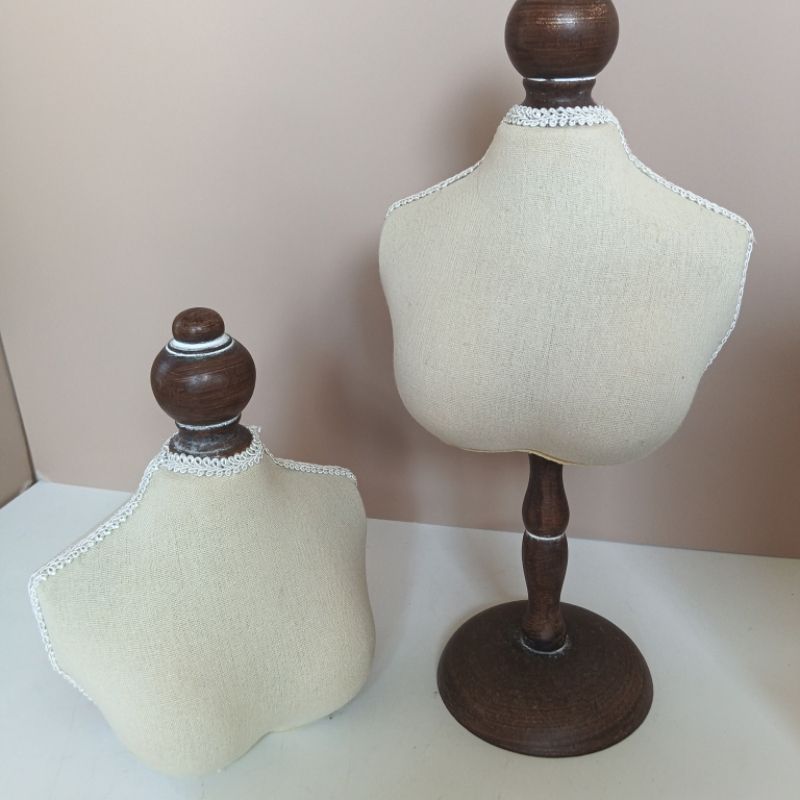 Ketting Ketting Buste Sieraden - Body Jewelry Display Ideas recensie en prijs